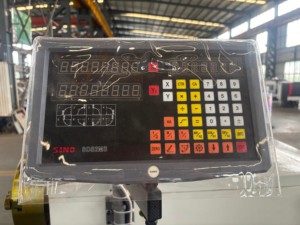 Torno de Precisión para Metalurgia de 2 Metros, Precio CA, Torno <span class=keywords><strong>Paralelo</strong></span> 6166 - Product Image 5
