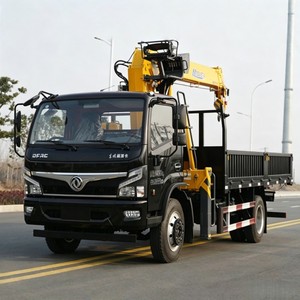Camion grue télescopique fiable Dongfeng 4x2 5 tonnes avec flèche rigide et benne de chargement - Product Image 2