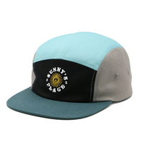 Casquette de camping à 5 panneaux, casquette snapback en nylon à visière plate avec logo brodé personnalisé, chapeau de campingur respirant et à séchage rapide pour l'extérieur