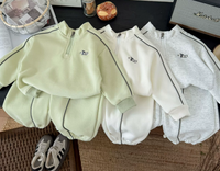 Ensemble de survêtement deux pièces pour enfants, sweat-shirt à demi-zip avec passepoil contrastant et pantalon de jogging à taille élastique, tenue décontractée