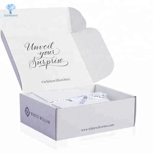 Boîte d'emballage cosmétique pliable blanche avec logo personnalisé en feuille d'or à chaud, vente chaude - Product Image 1