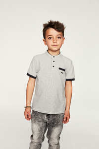 เสื้อยืดลำลองสวมใส่สบายมีกระดุมสองเม็ดปิดแบบใหม่ - Product Image 2