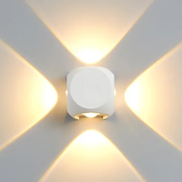 Applique murale LED moderne étanche intérieure et extérieure pour portail d'escalier