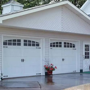 <span class=keywords><strong>Porte</strong></span> de <span class=keywords><strong>garage</strong></span> sectionnelle résidentielle rustique en <span class=keywords><strong>bois</strong></span> et aluminium sur mesure avec ouverture <span class=keywords><strong>motorisée</strong></span> par le haut - Product Image 5