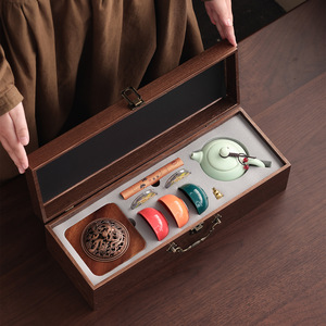 Juego de Té de Cerámica Estilo Chino, Caja de Regalo, Regalo Empresarial de Lujo, Personalizable, Tendencia Nacional, Museo del Palacio - Product Image 1