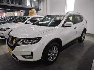 Nissan X-Trail 2019 <span class=keywords><strong>de</strong></span> <span class=keywords><strong>Segunda</strong></span> <span class=keywords><strong>Mano</strong></span>, 2.0L CVT 2WD LHD, 5 Puertas, Gasolina, Automático, SUV Compacto, Venta al Por Mayor para Exportación - Product Image 3