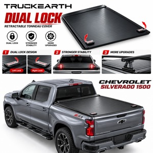 Couverture de benne rétractable manuelle pour camionnettes Chevrolet Silverado 1500 avec double verrouillage disponible de chaque côté - Product Image 1