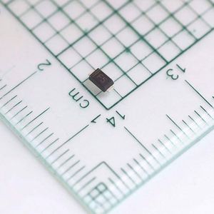 new and original FR105W SOD-123FL Diodes Fast Recovery Diodes 1A 1.3V 600V 250ns - Product Image 1