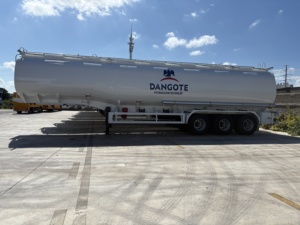 Fabbrica cinese vende 400 semirimorchi <span class=keywords><strong>petroliere</strong></span> con una capacità di 50 metri cubi alla Nigeria per il commercio all'ingrosso. - Product Image 4
