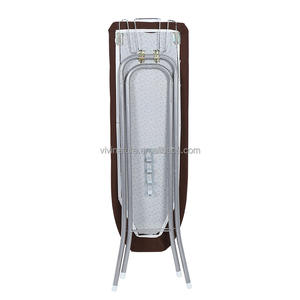 <span class=keywords><strong>Table</strong></span> <span class=keywords><strong>à</strong></span> <span class=keywords><strong>repasser</strong></span> en bois <span class=keywords><strong>à</strong></span> hauteur réglable avec <span class=keywords><strong>support</strong></span> en fer et housse en coton - Product Image 6