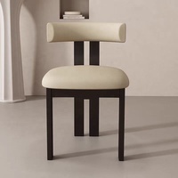 Moderner Esszimmerstuhl mit Rückenlehne für Zuhause und Büro Moderner Stil Armlehnenloser Massivholz-Esszimmerstuhl Kompaktes Design für Kleine Wohnungen