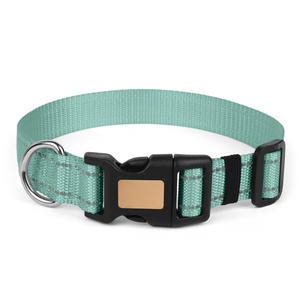Colliers pour animaux de compagnie en nylon de luxe, durables, doux, de couleur unie, avec des rubans floraux classiques, bandanas réglables pour chiens, vente en gros - Product Image 1