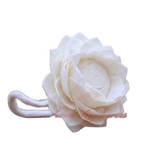 Fleurs de Sola Tropicales Écologiques faites à la main Fleurs de Bâton de Roseau Décoratif Artificiel pour Diffuseur d'Aromathérapie Style Lotus - Product Image 1