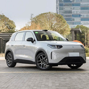 Charmmond Leapmotor A10 SUV compact électrique, véhicule à énergie nouvelle pour usage familial et urbain, acompte - Product Image 3