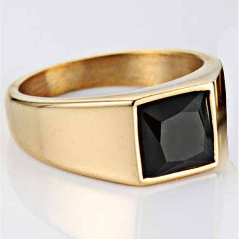 Type B : Pierre carrée dorée et noire (taille US)