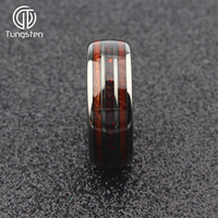 Bague de mariage unisexe en carbure de tungstène plaqué argent de 8 mm avec incrustation d'opale de feu noire et rouge et de bois de koa, bijoux tendance