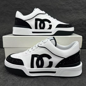 Zapatos Deportivos de Lujo para Hombre, Diseño de Alta Gama, Transpirables, con Suela Gruesa Blanca, Estilo Casual - Product Image 1