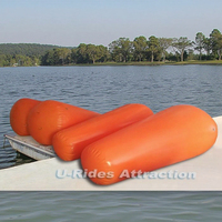 Bouées d'eau gonflables de couleur personnalisée pour les sports et les loisirs Marqueurs flottants en PVC orange ou de n'importe quelle couleur pour les activités aquatiques
