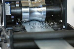 Máy tạo hình cán tôn làm lá cửa cuốn - Product Image 3