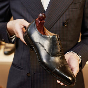 Italian leather men's <b>shoes</b> of high quality for formal business wear, lightweight square toe style, suitable for weddings. - Product Image 2