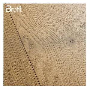 Top Selling Nature Color Finished Comfortable Touch Engineered Wood Flooring Oak Solid
