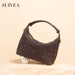 Premium Suede Handbag Handwoven Fashionable Versatile Shoulder Bag Exquisite Buckle Crossbody Bag Women's Handbag Wholesale - Product Image 3
