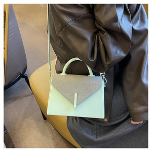 กระเป๋าถือผู้หญิงหนัง PU, สินค้ามาใหม่กระเป๋าสะพายข้างกระเป๋าสะพายไหล่แบบแข็งมีล็อคสายคาดลำตัวสำหรับ2024 - Product Image 5