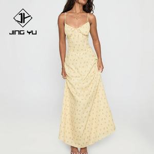 Robe de soirée décontractée de luxe à fleurs personnalisée, robe à bretelles texturée, robe maxi en lin mélangé à du coton de haute qualité - Product Image 1