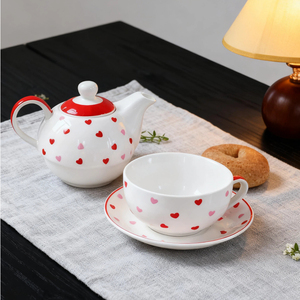 Tè in ceramica per un Set carino modello cuore rosso amore 400ml <span class=keywords><strong>teiera</strong></span> e 220ml tazza e piattino per il tè del pomeriggio - Product Image 1