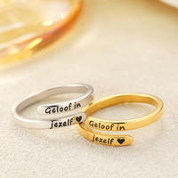FY Großhandel Maßgefertigter Vergoldeter Klassischer Verstellbarer Edelstahl Gravierter Namens-Fingerring für Männer und Frauen