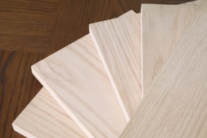 Panel de Madera Contrachapada Recubierta de Chapa, Superficie Plana Lijada, Doble Cara, Calidad Premium, Suministro de Fábrica - Product Image 2