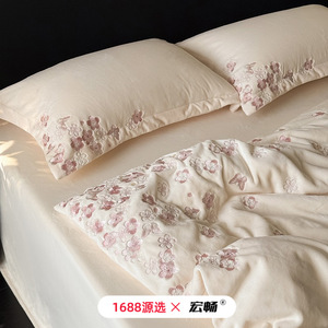 Winter Princess Style Milk Fleece Four-Piece <b>Bedding</b> <b>Set</b> With Embroidered Flowers Warmth Anti-static - Product Image 3
