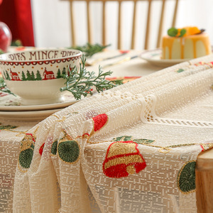 Mantel de Encaje Navideño Estilo Americano, Rojo, Decorativo, para Mesa de Comedor, Té, Eventos, Cubierta de Mesa de Alta Gama - Product Image 4
