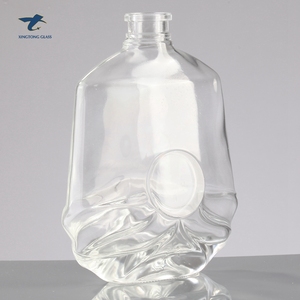 De diseño de moda estándar británico claro Brandy transparente botella de vidrio con tapa - Product Image 5