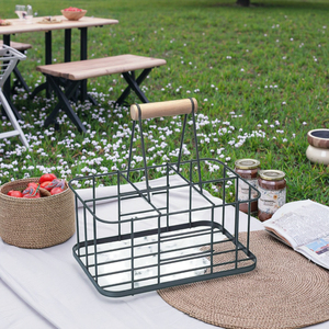 Haut de gamme maison cuisine organisateur métal fer suspendu 6 composants porte-bouteille de lait transporteur fil Caddy porte avec manche en bois - Product Image 3