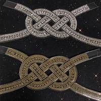 Strass décoratifs en verre flash de mode en gros pour sandales et pantoufles pour femmes, matériaux finis