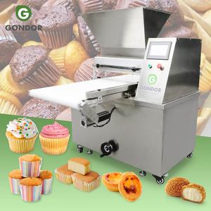 Machine à faire des muffins, des gâteaux fourrés à la crème, des merlangues, des rouleaux suisses, des cupcakes, des tiramisu et des macarons - Product Image 1
