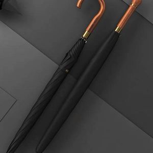 Parapluie de marque OEM avec manche en bois, cadre en fibre de verre, longueur 94 cm, diamètre 114 cm, tissu imperméable 210T pour l'extérieur - Product Image 4