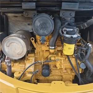 Caterpillar 304CR a utilisé l'excavatrice Japon Original CAT304CR 4 tonnes mini excavatrice à bas prix ventes en stock actuelles expédition rapide - Product Image 4