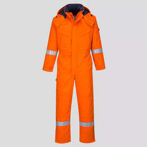ชุดคลุมทำงานนิรภัยแบบยูนิเซ็กซ์ ผ้า Nomex น้ำหนักเบา ระบายอากาศได้ดี ยี่ห้อ Orange TAGCO SAFETY พร้อมแถบสะท้อนแสง แขนยาว - Product Image 1