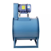 Le moteur de ventilateur de conduit en ligne industriel est un ventilateur d'extraction d'air extérieur pour la cabine de pulvérisation
