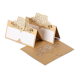 Cartes <span class=keywords><strong>de</strong></span> nom <span class=keywords><strong>de</strong></span> table personnalisées Biege-or dentelle motif papier cartonné découpé au laser cartes <span class=keywords><strong>de</strong></span> <span class=keywords><strong>place</strong></span> <span class=keywords><strong>de</strong></span> mariage - Product Image 1
