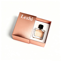 Boîte de bouteille de parfum de luxe avec logo personnalisé emballage en papier de parfum boîte de parfum cadeau à tiroir carré emballage avec bouteille en verre