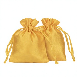 Pochette de luxe dorée en satin de qualité supérieure avec cordon de serrage, sacs de rangement pour bijoux, forme rectangulaire, conteneur pour cadeaux et faveurs, mini emballage - Product Image 1