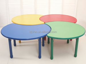 Juego de Mesa y Silla Infantil con Forma de Arco Lunar, Altura Ajustable, Tablero Ignífugo, Diseño Moderno, para Sala de Estar o Parque - Product Image 2