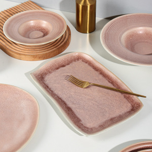 Assiette carrée en porcelaine rétro de style européen, luxe léger, compatible micro-ondes, pour restaurant, hôtel, steak, pâtisserie, cuisine occidentale, écologique - Product Image 1