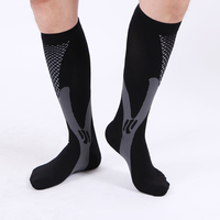 Chaussettes de sport de compression athlétique de football en plein air unisexes personnalisées à vente chaude, chaussettes de compression élastiques