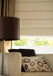 Pufeike 현대 디자인 전기 로마 블라인드 특수 음영 프랑스어 Windows 내장 패브릭 패턴 가정용 원격 정전 - Product Image 5