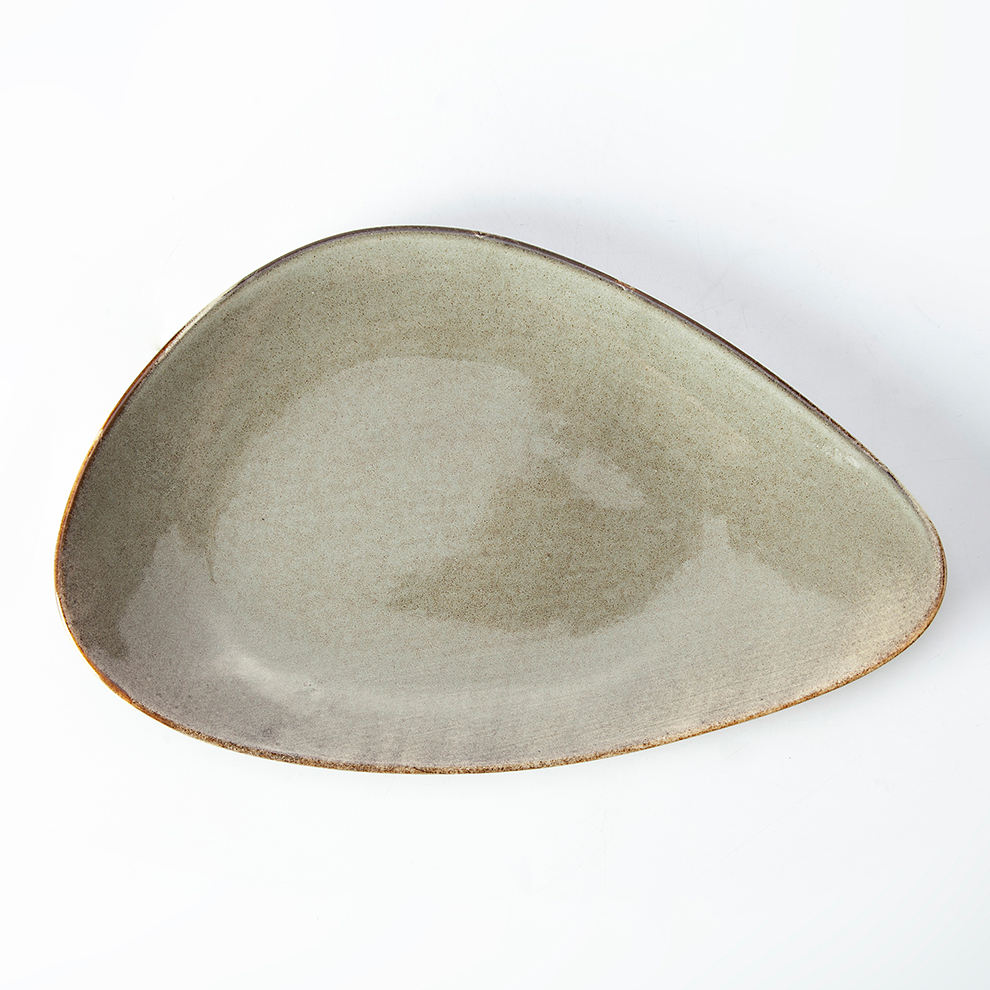 9.5" Triangular plate