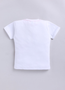 Camiseta de algodón puro estampada para niños, color verde claro, con estampado gráfico divertido con gorra, gafas de sol y camiseta colorida - Product Image 3